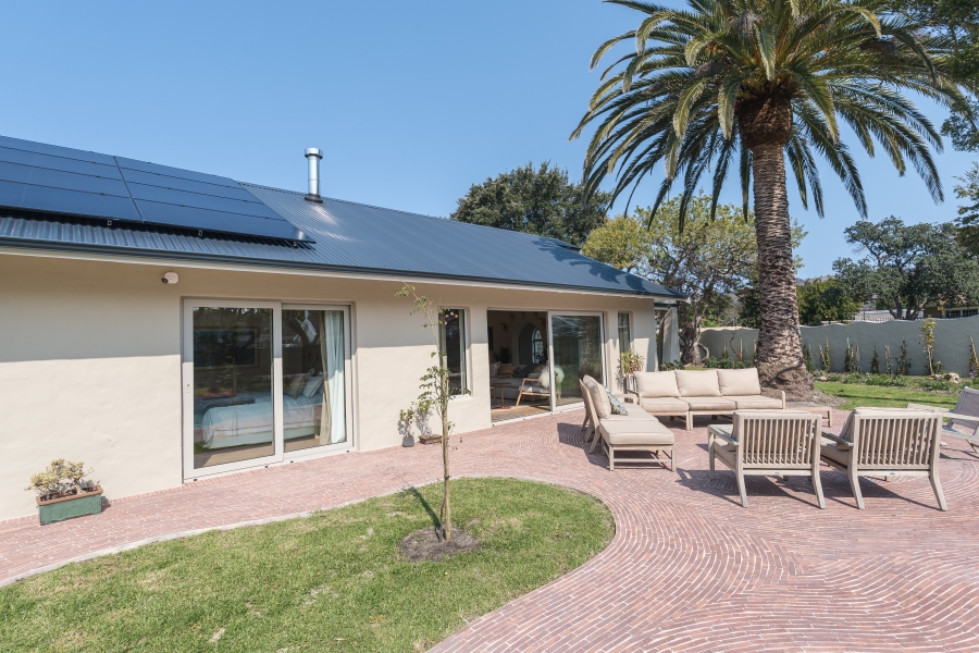 To Let 4 Bedroom Property for Rent in Tokai Western Cape